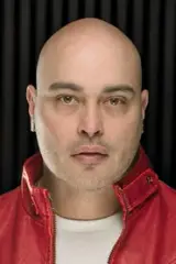 Tony  Bentajado