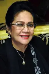 Rina Hasyim